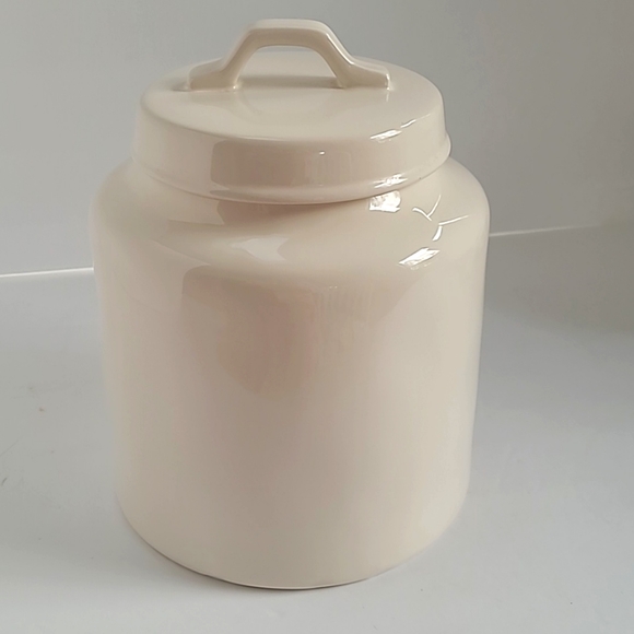 Rae Dunn 🍪 Cookie Jar - Picture 4 of 8
